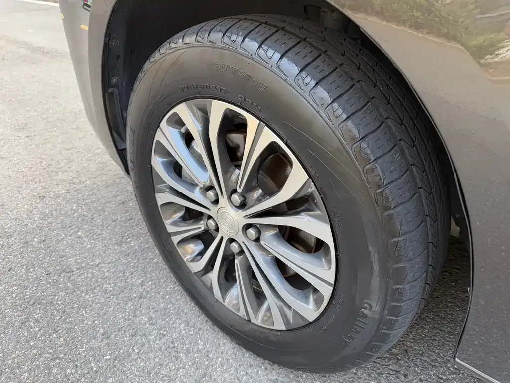 Buick GL8 2022 из CN, фото 4