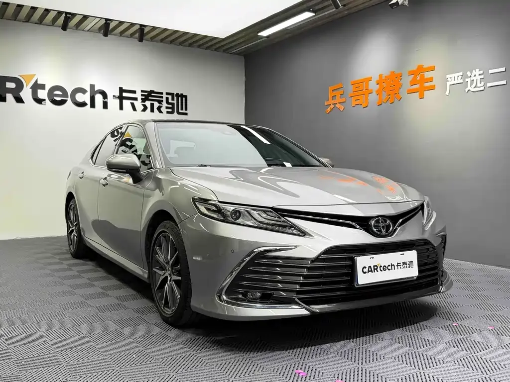 Toyota Camry 2022 из CN, фото 7