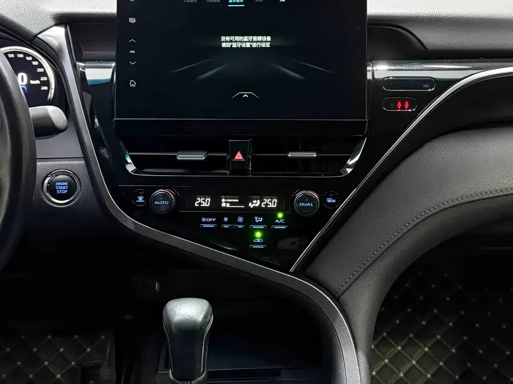 Toyota Camry 2022 из CN, фото 9