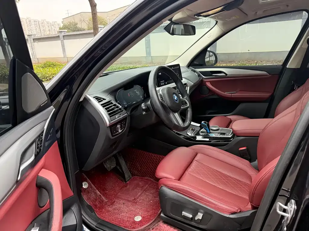 BMW iX3 2022 из CN, фото 8