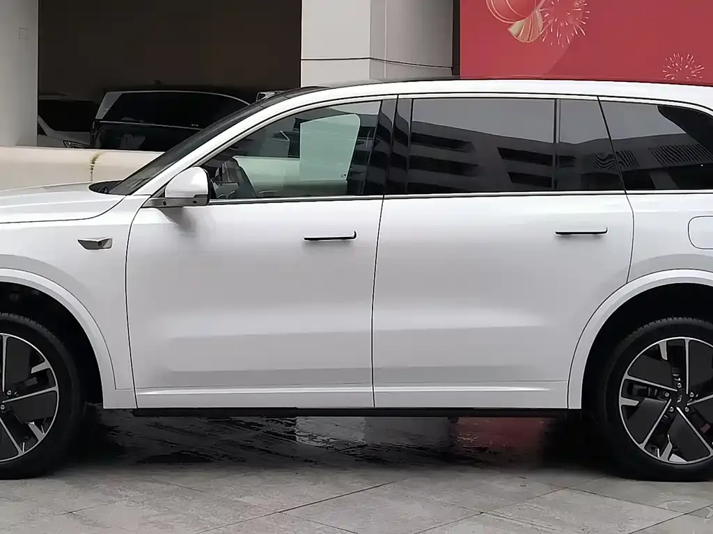 Li Auto L9 2025 из CN, фото 2
