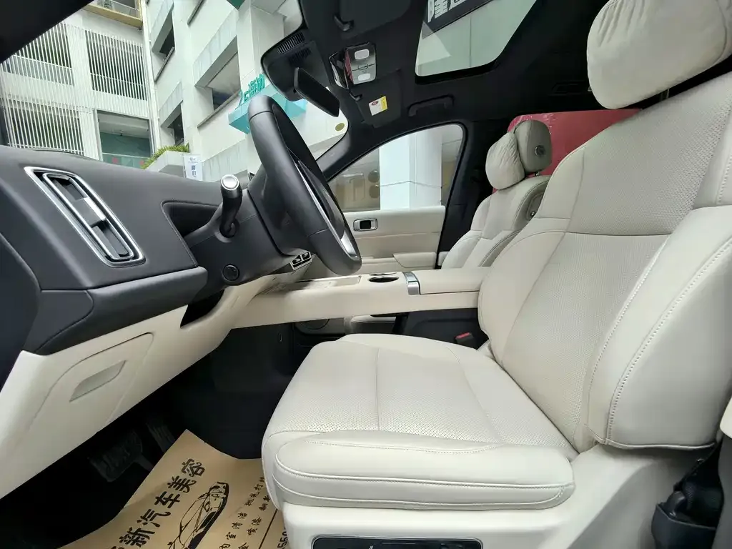 Li Auto L9 2025 из CN, фото 3