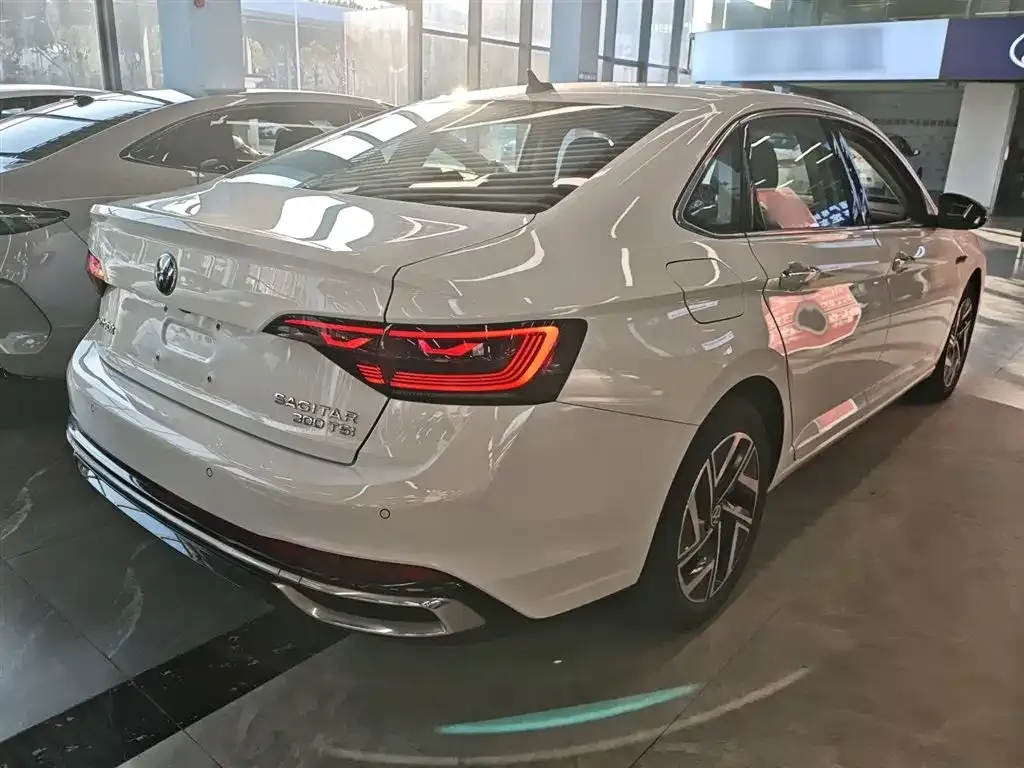 Volkswagen Sagitar 2023 из CN, фото 7