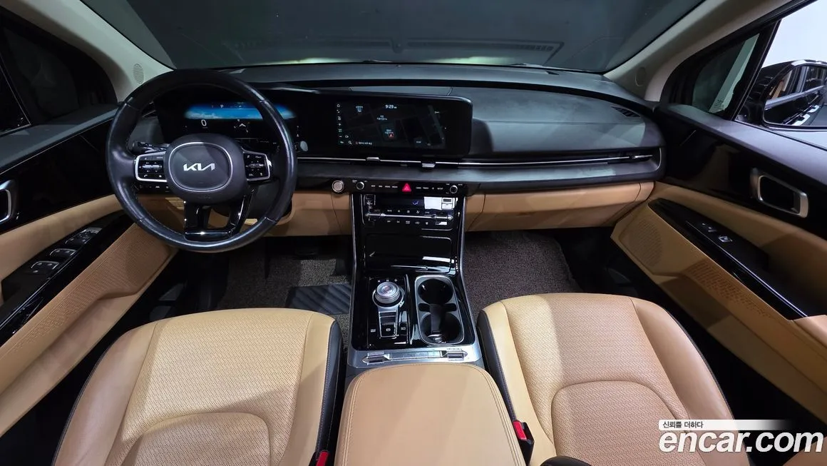 Kia Carnival — фото 10