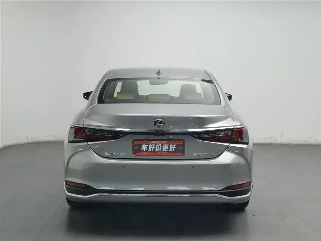 Lexus ES 2023 из CN, фото 2