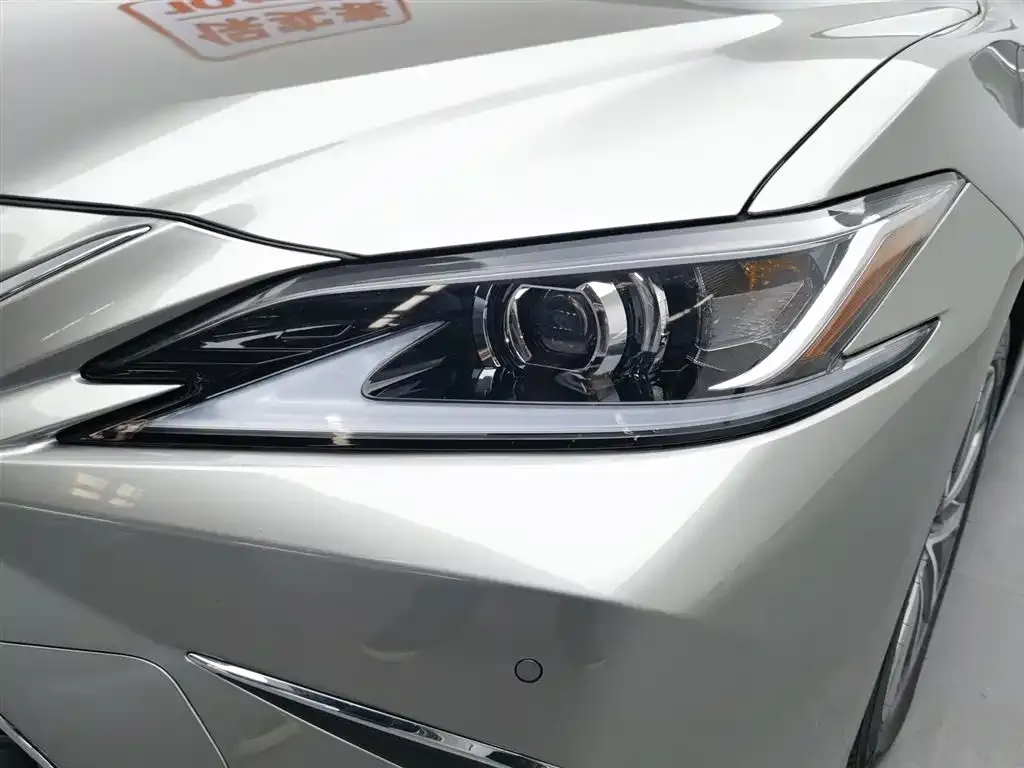 Lexus ES 2023 из CN, фото 4