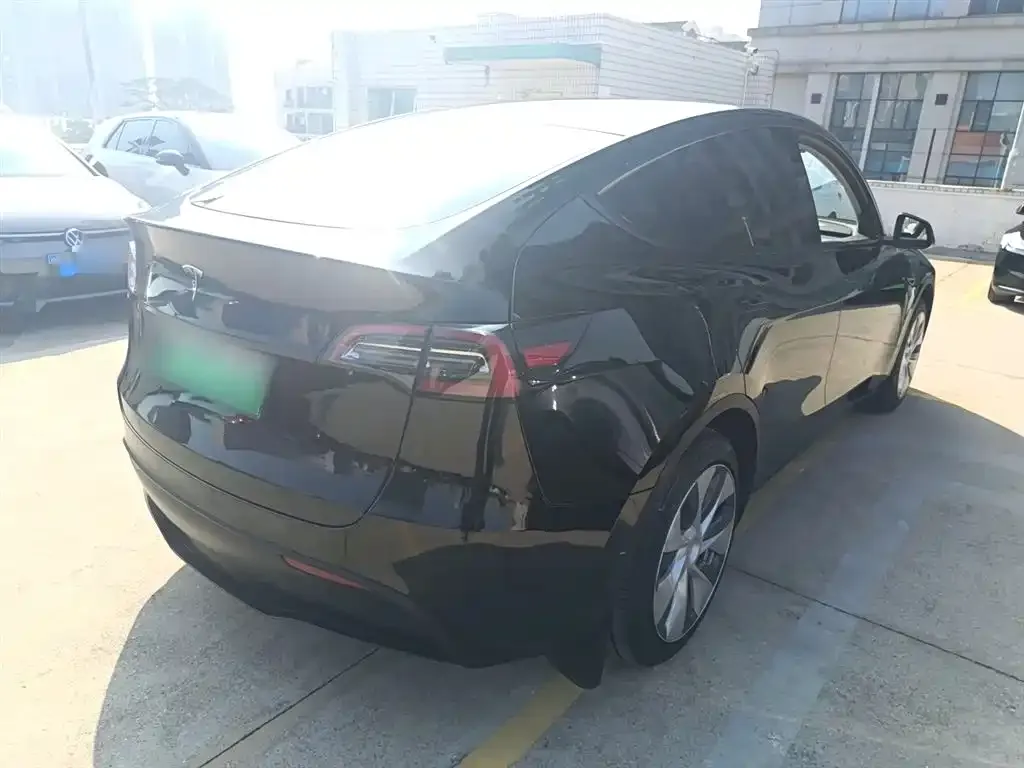 Tesla Model Y 2022 из CN, фото 5
