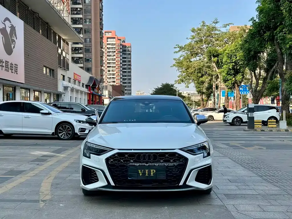 Audi A3 2024 из CN, фото 3