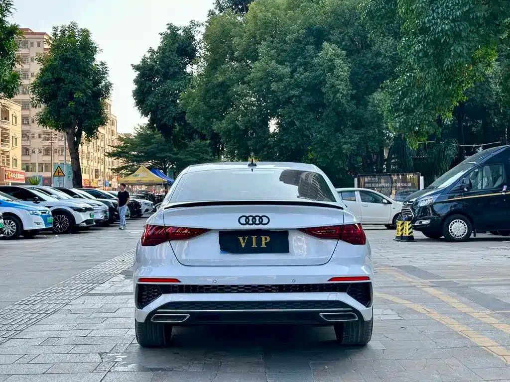 Audi A3 2024 из CN, фото 4
