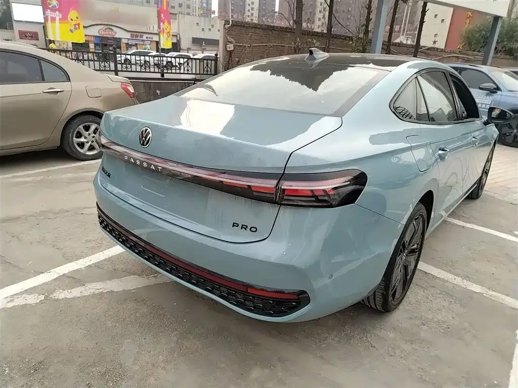 Volkswagen Passat 2024 из CN, фото 6