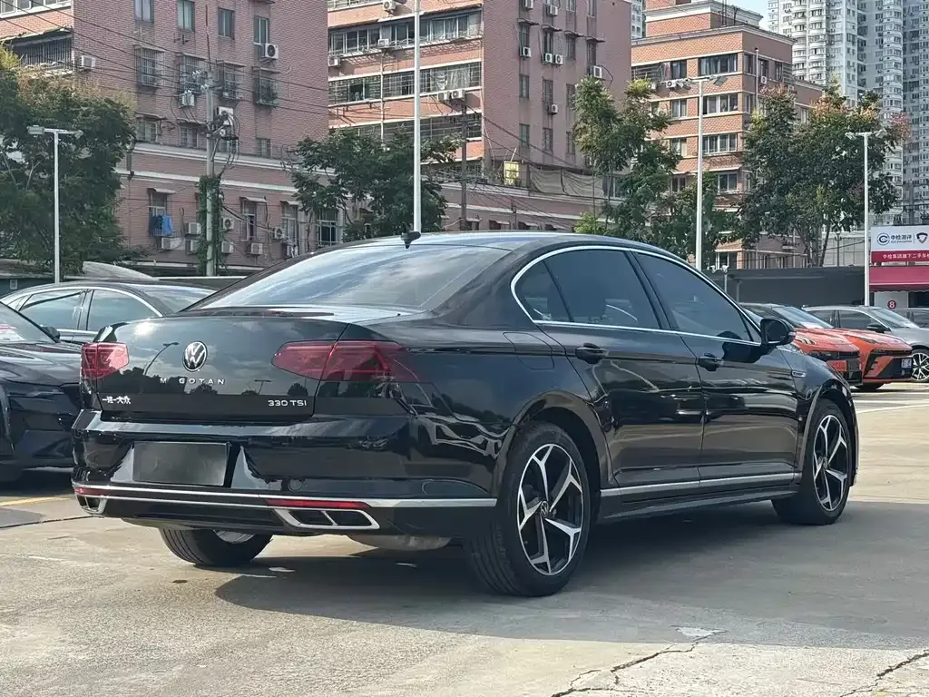 Volkswagen Magotan 2022 из CN, фото 9