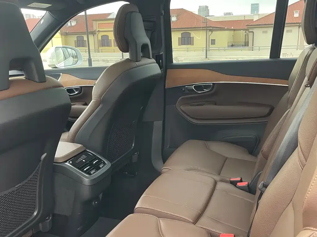 Volvo XC90 2021 из CN, фото 5
