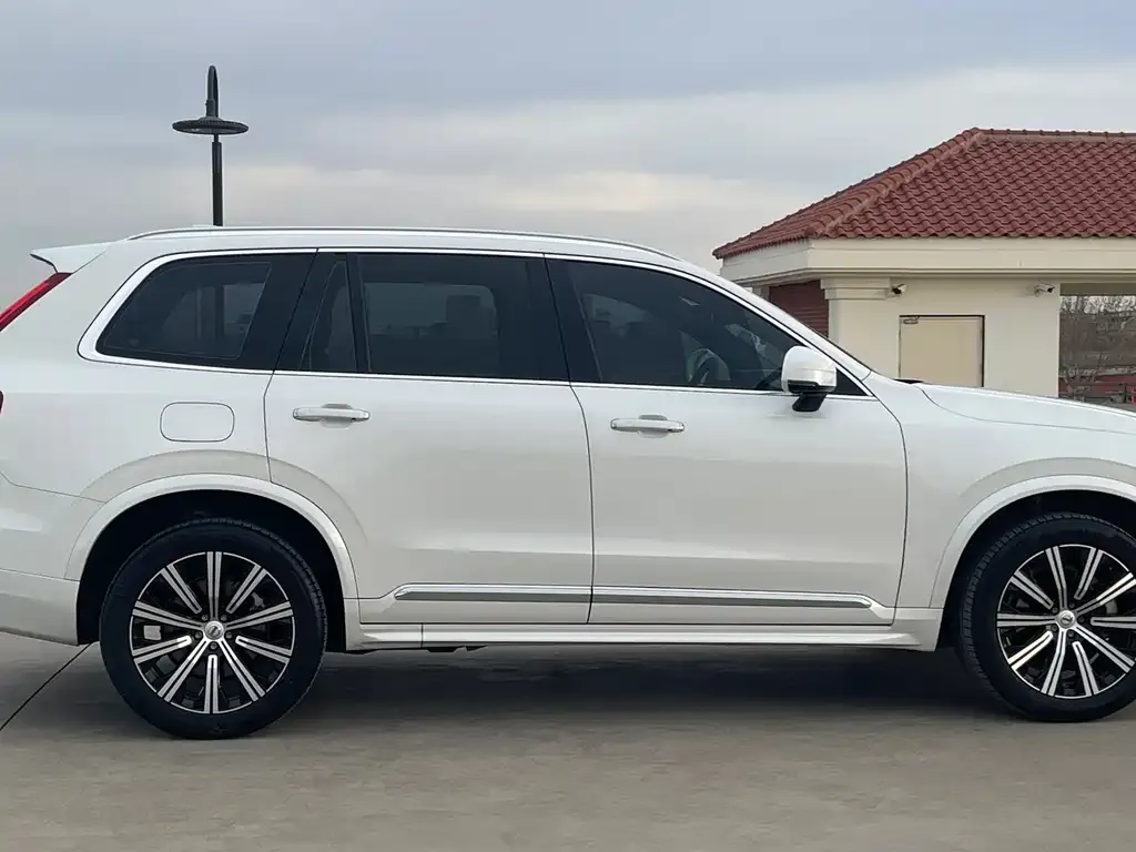 Volvo XC90 2021 из CN, фото 3