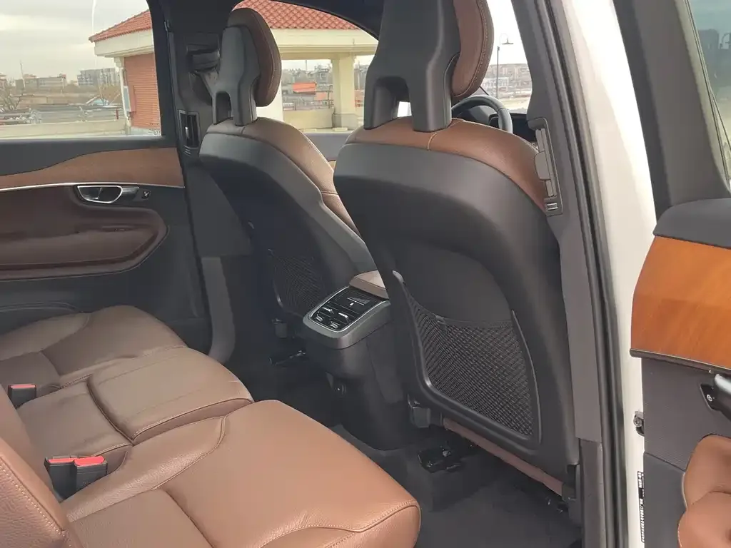 Volvo XC90 2021 из CN, фото 4