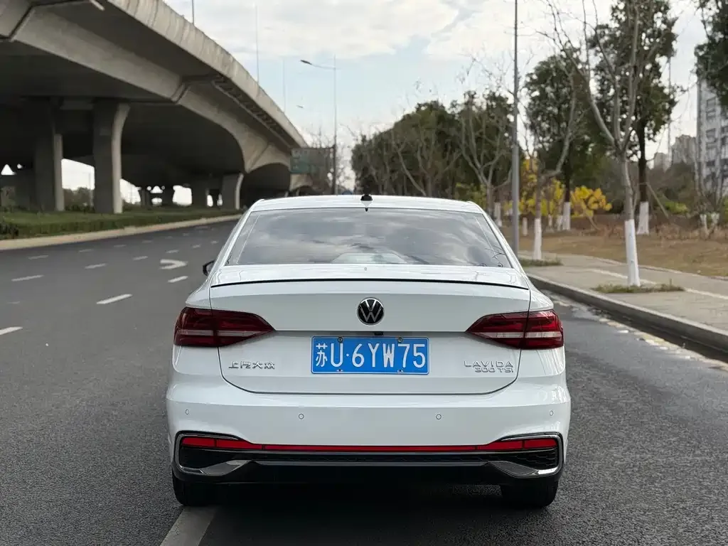 Volkswagen Lavida 2024 из CN, фото 5