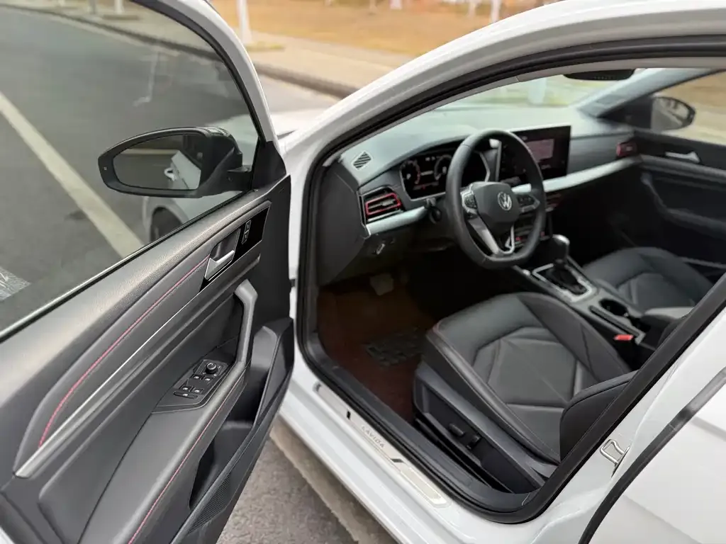 Volkswagen Lavida 2024 из CN, фото 4