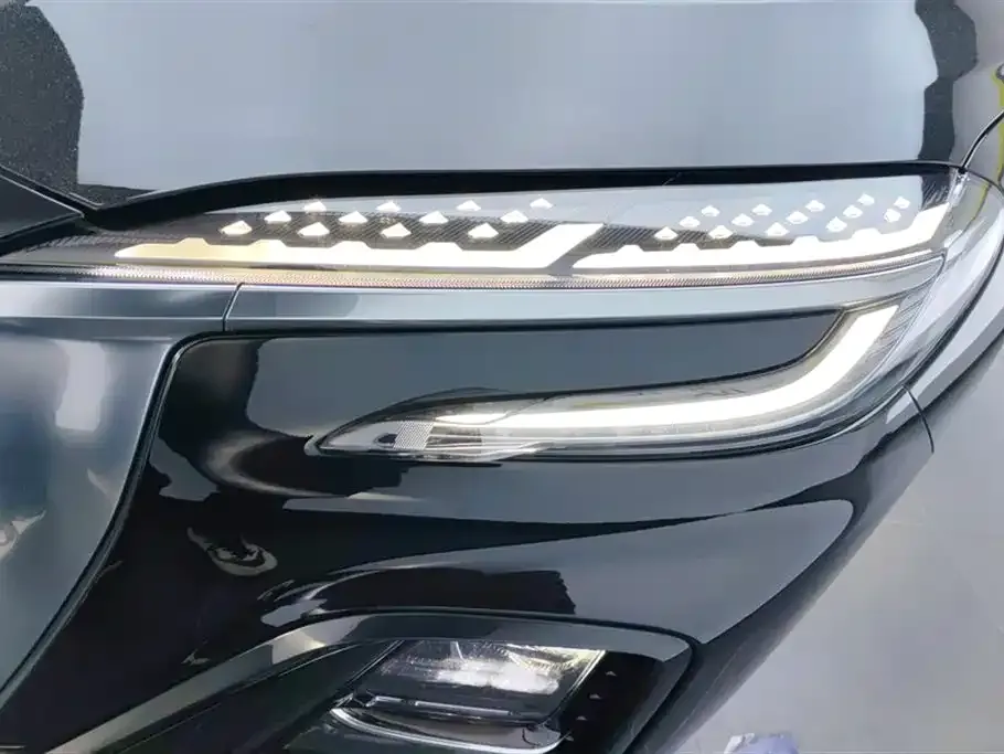 Hongqi HS3 PHEV 2024 из CN, фото 6
