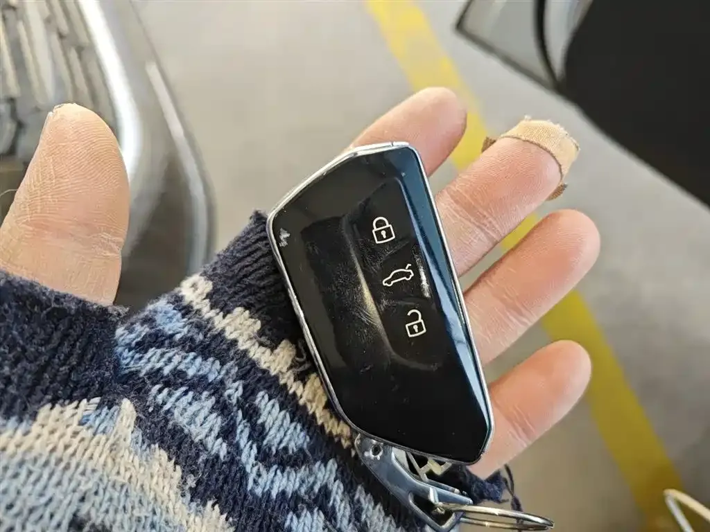 Volkswagen ID.6 X 2022 из CN, фото 9