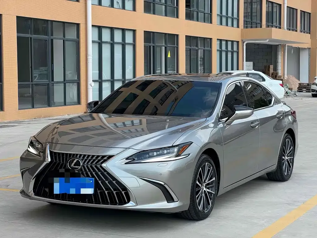 Lexus ES 2024 из CN, фото 6