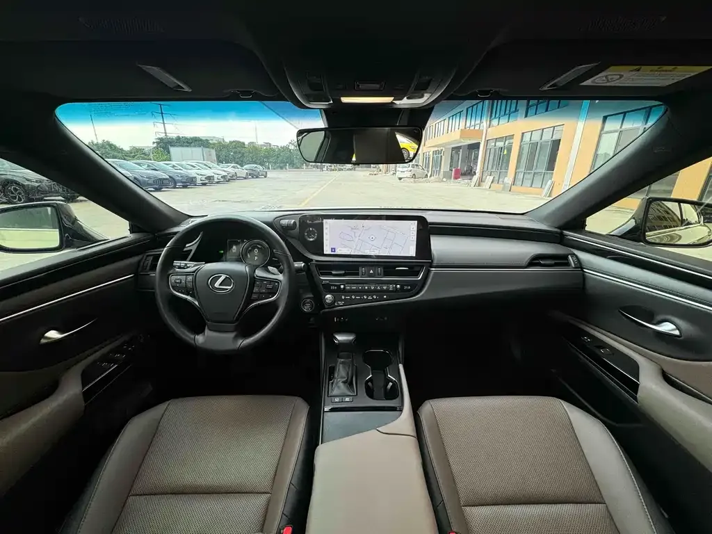 Lexus ES 2024 из CN, фото 8