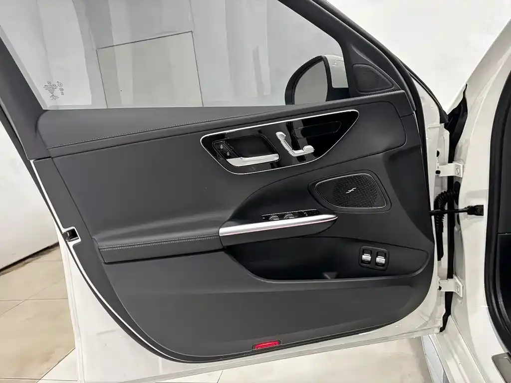 Mercedes-Benz C-Class New Energy 2023 из CN, фото 3