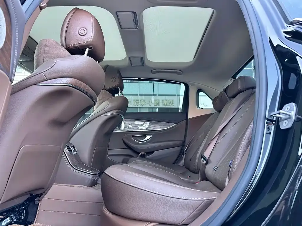 Mercedes-Benz E-Class 2023 из CN, фото 3