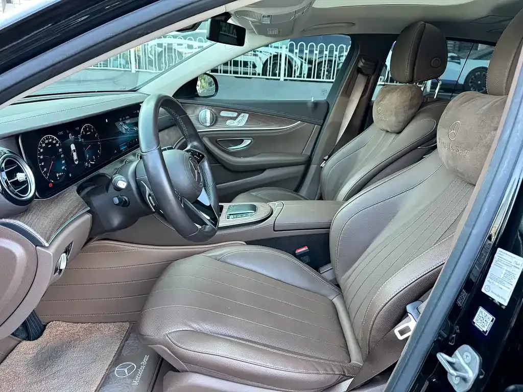 Mercedes-Benz E-Class 2023 из CN, фото 8