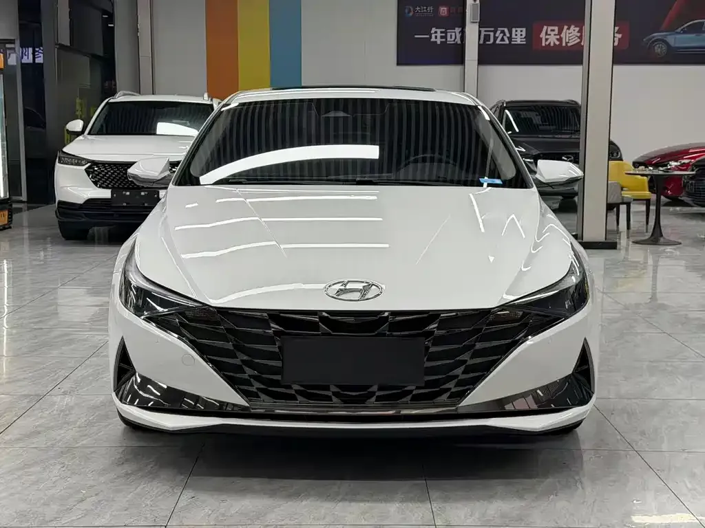 Hyundai Elantra 2022 из CN, фото 3