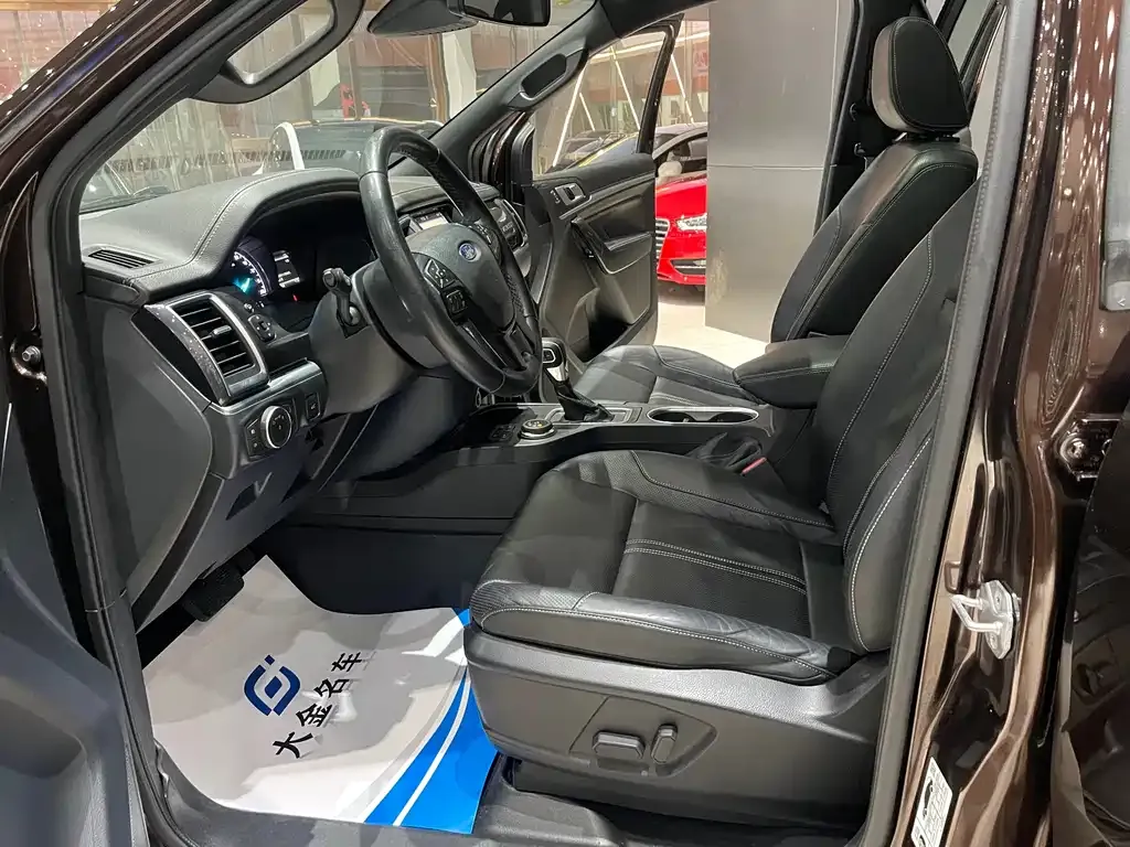 Ford Everest 2022 из CN, фото 9