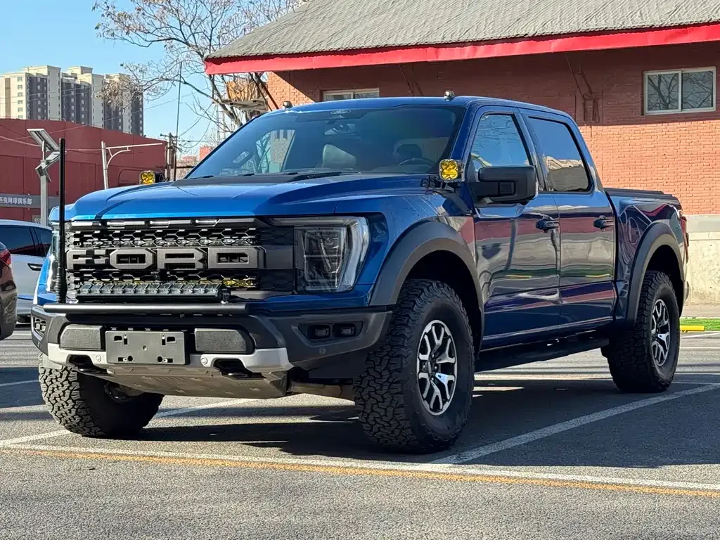 Ford F-150 Raptor 2023 из CN, фото 1