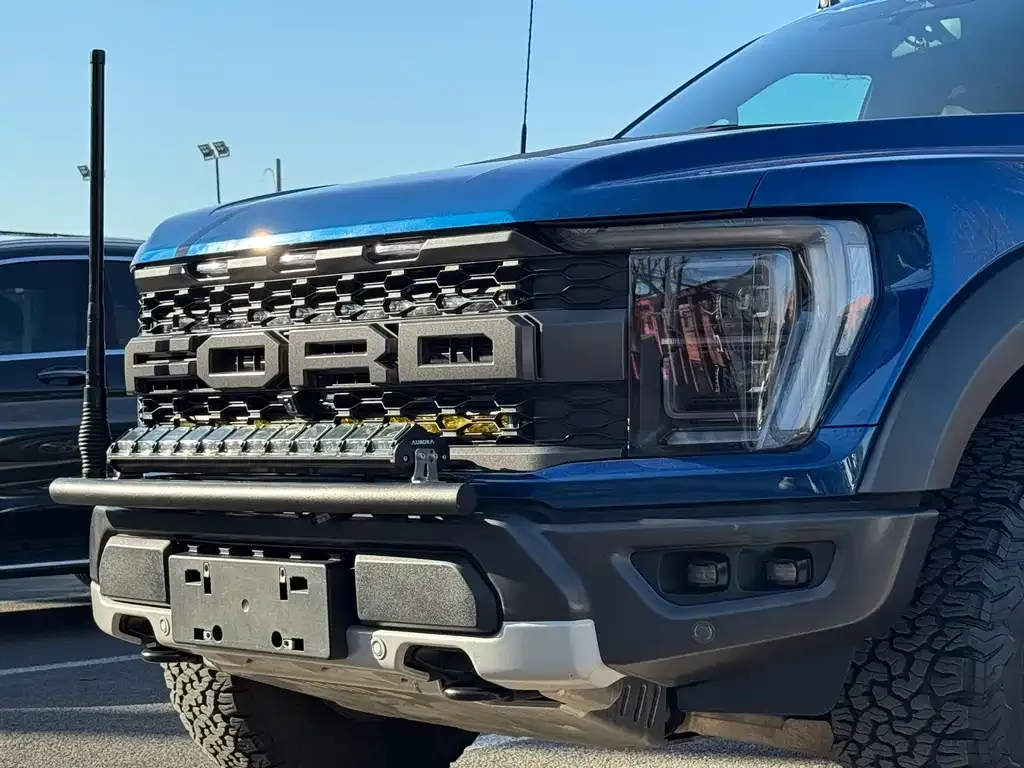 Ford F-150 Raptor 2023 из CN, фото 7