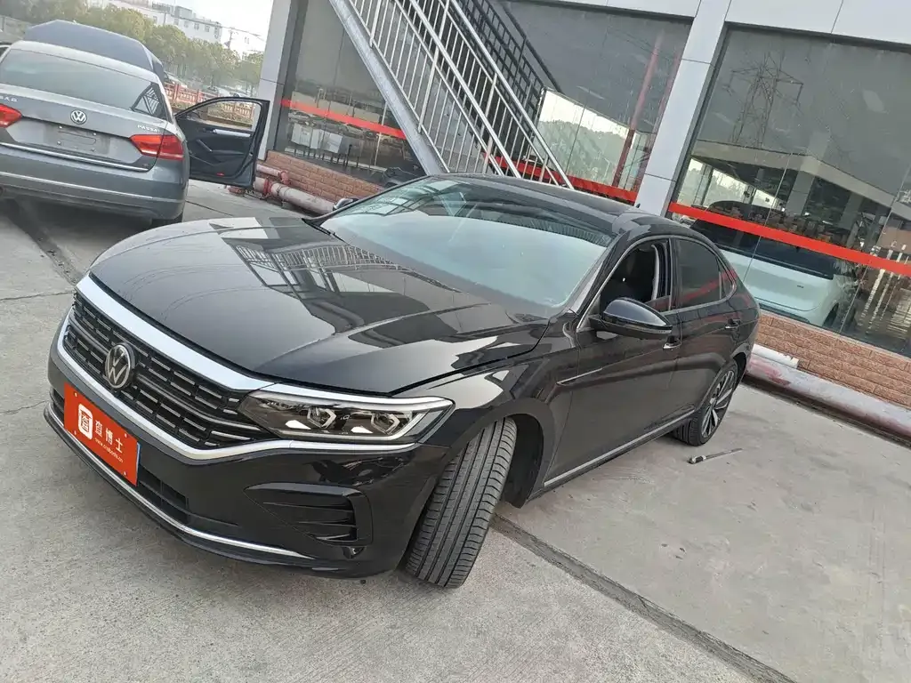 Volkswagen Passat 2024 из CN, фото 1