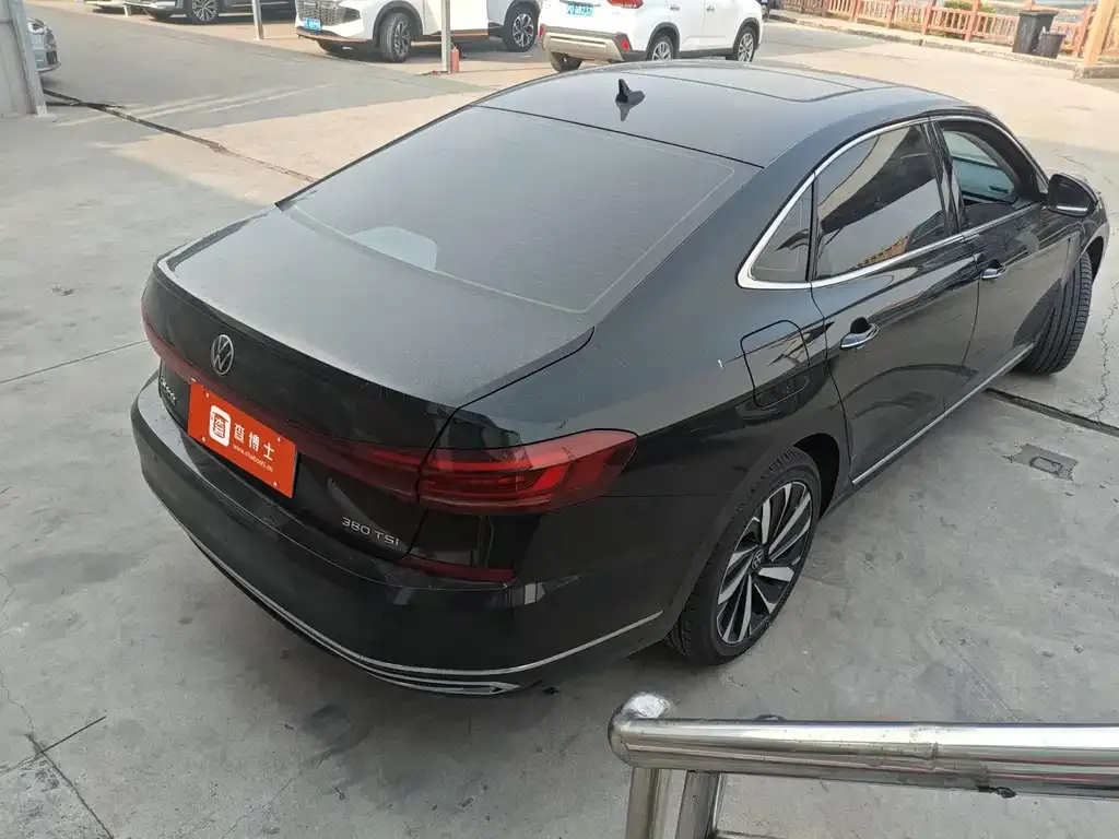 Volkswagen Passat 2024 из CN, фото 7