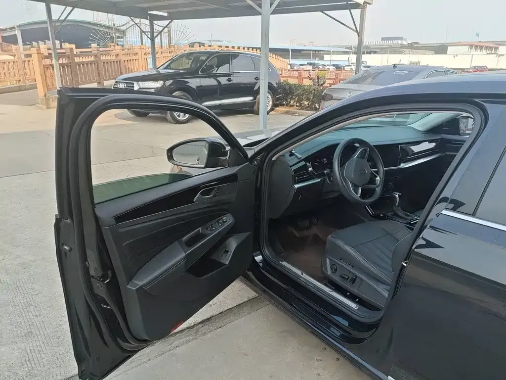 Volkswagen Passat 2024 из CN, фото 9