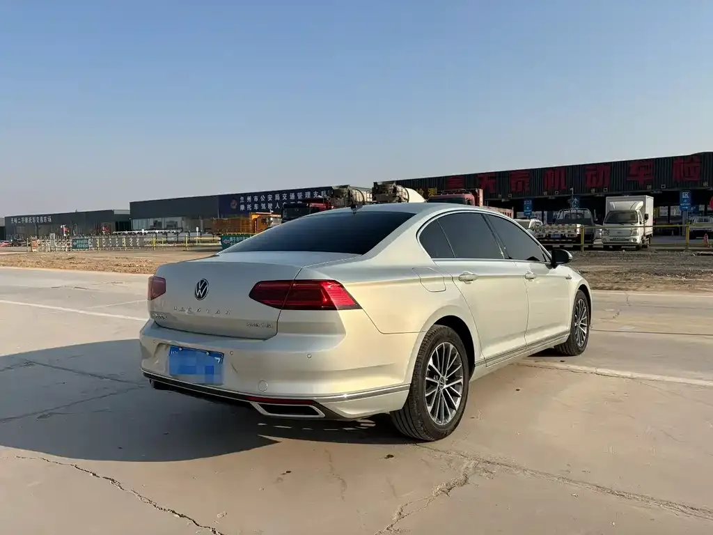 Volkswagen Magotan 2021 из CN, фото 10