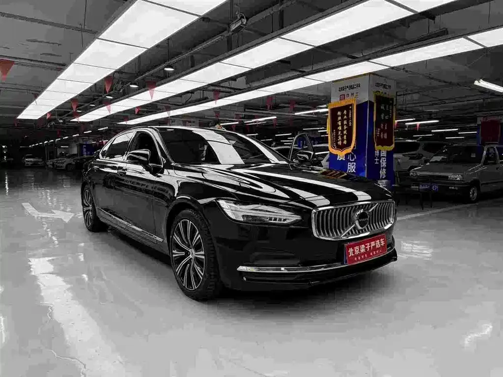 Volvo S90 2024 из CN, фото 4