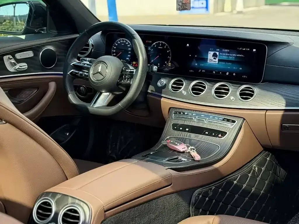 Mercedes-Benz E-Class 2023 из CN, фото 2