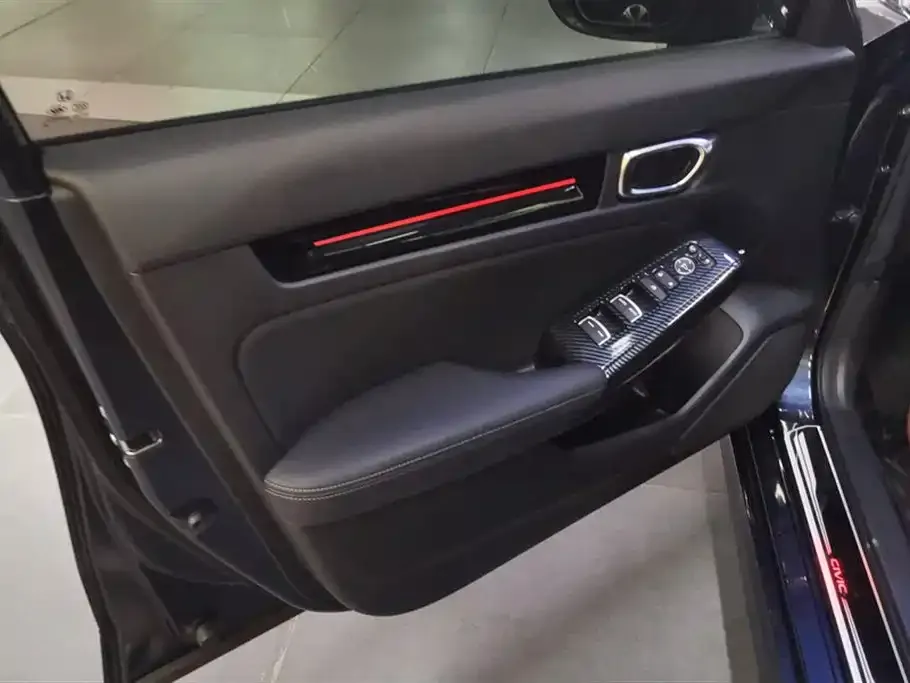 Honda Civic 2023 из CN, фото 7