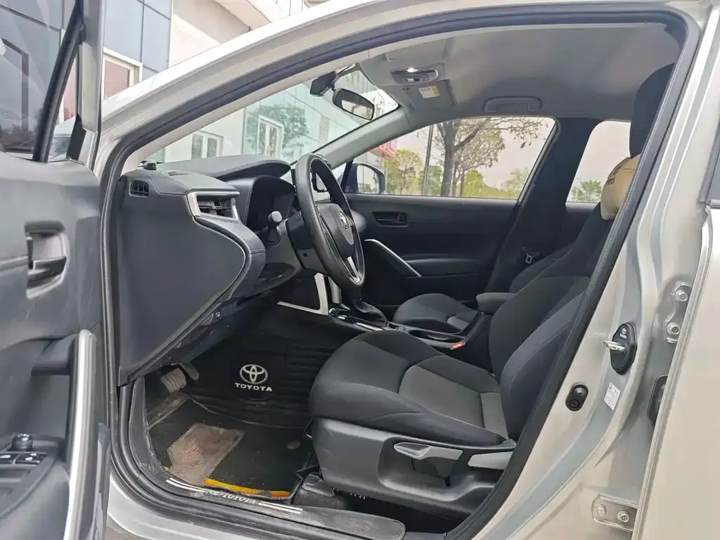 Toyota Frontlander 2024 из CN, фото 4