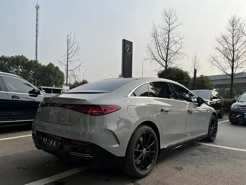 Mercedes-Benz EQE 2025 из CN, фото 6