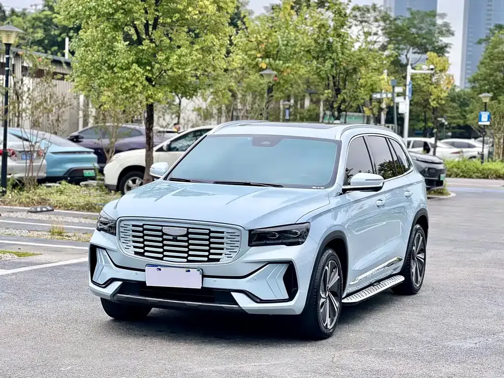 Geely Xingyue L — фото 1