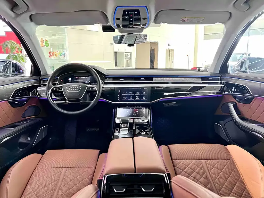 Audi A8 2023 из CN, фото 10