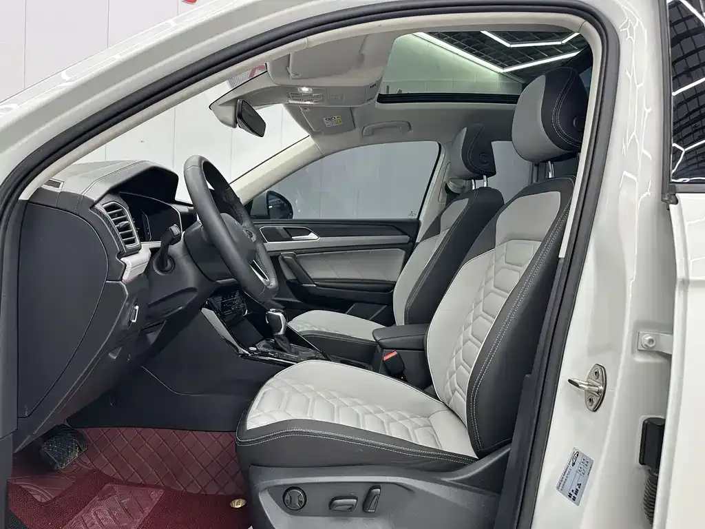 Volkswagen Tayron 2023 из CN, фото 2