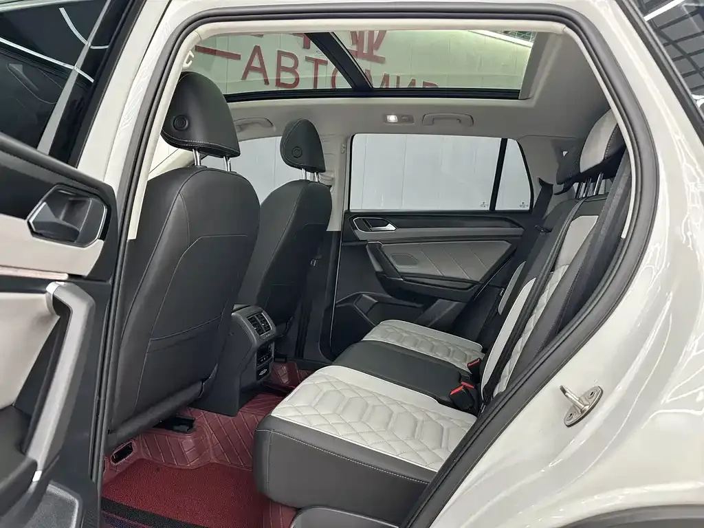 Volkswagen Tayron 2023 из CN, фото 6