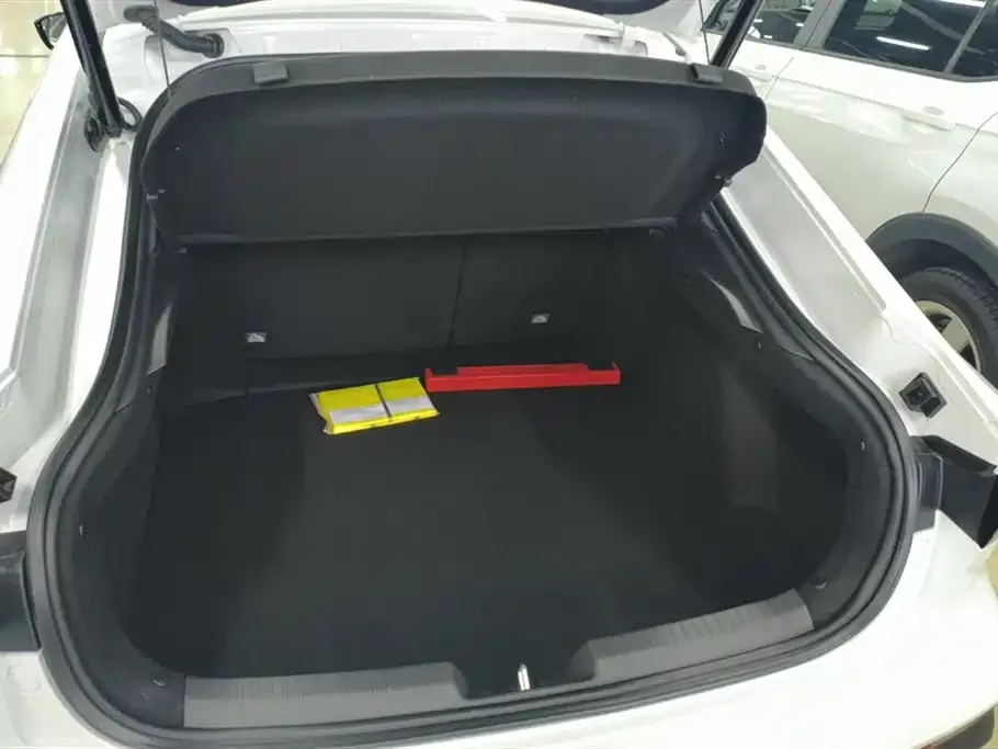 Changan UNI-V iDD 2025 из CN, фото 10