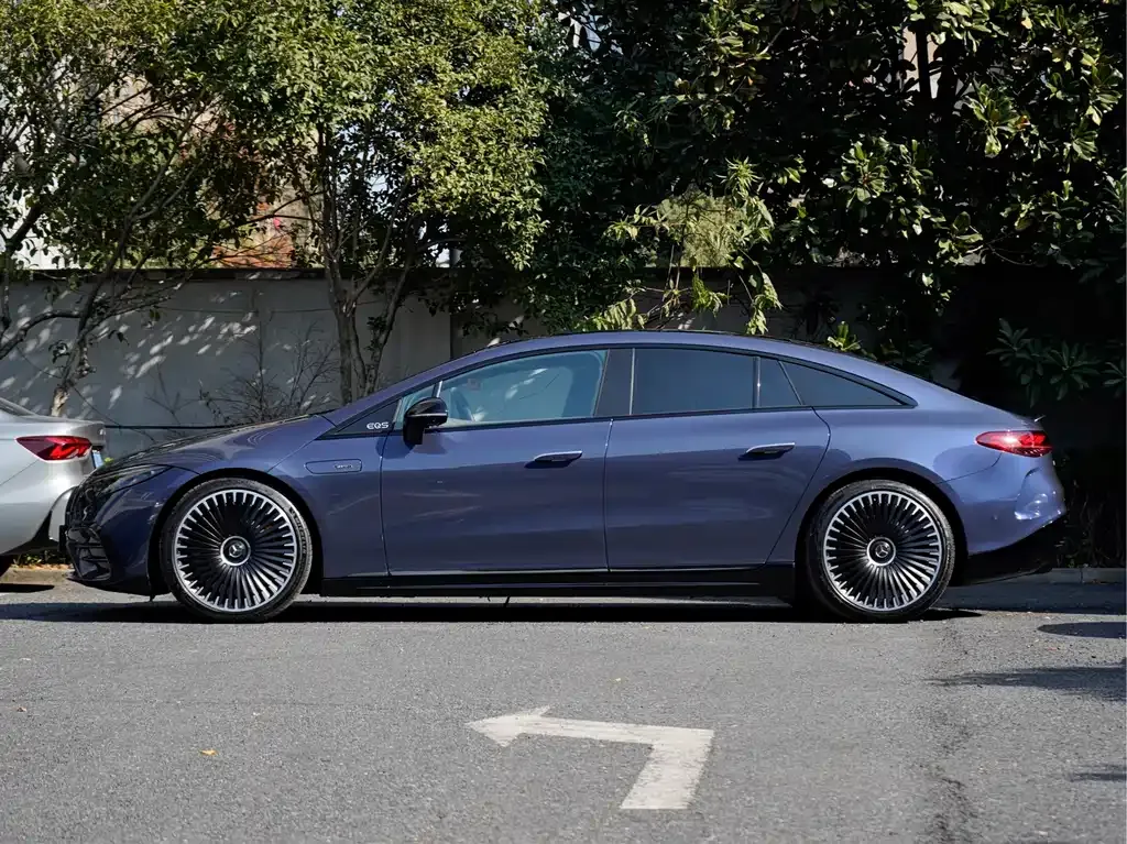 Mercedes-Benz EQS AMG 2023 из CN, фото 10