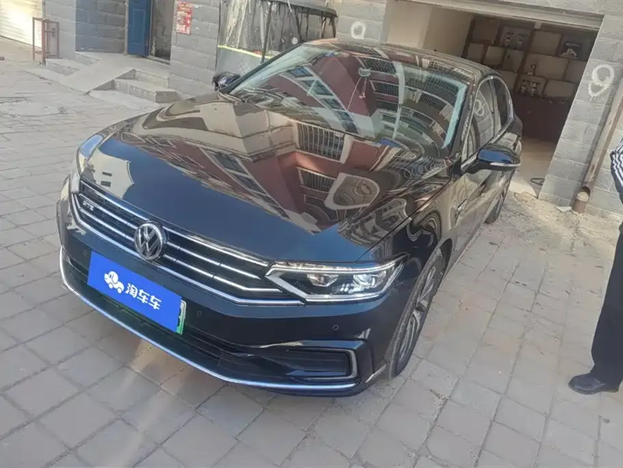 Volkswagen Magotan GTE PHEV 2021 из CN, фото 1