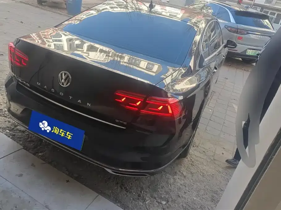 Volkswagen Magotan GTE PHEV 2021 из CN, фото 2