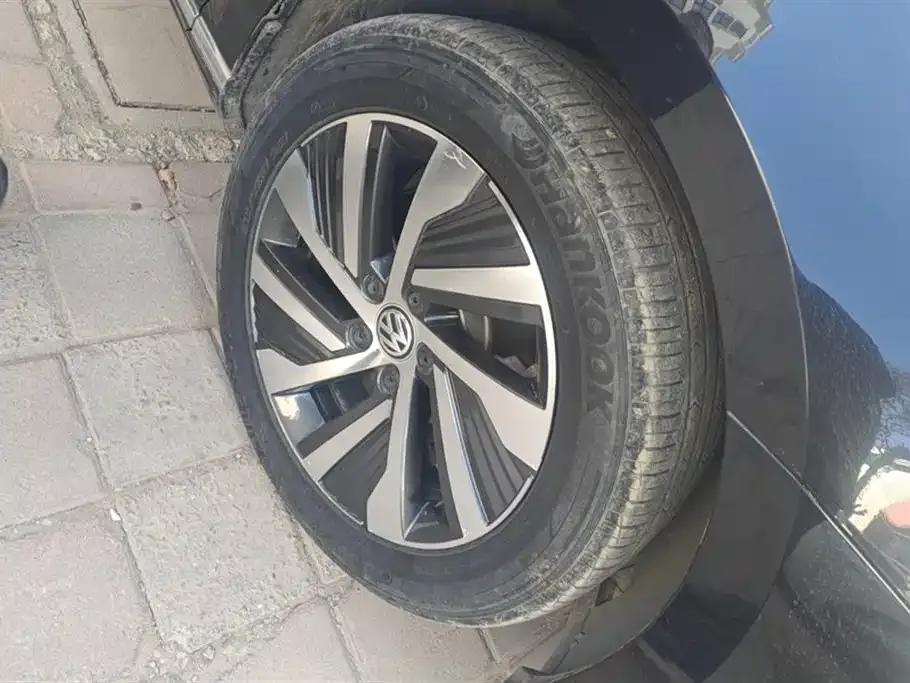 Volkswagen Magotan GTE PHEV 2021 из CN, фото 3