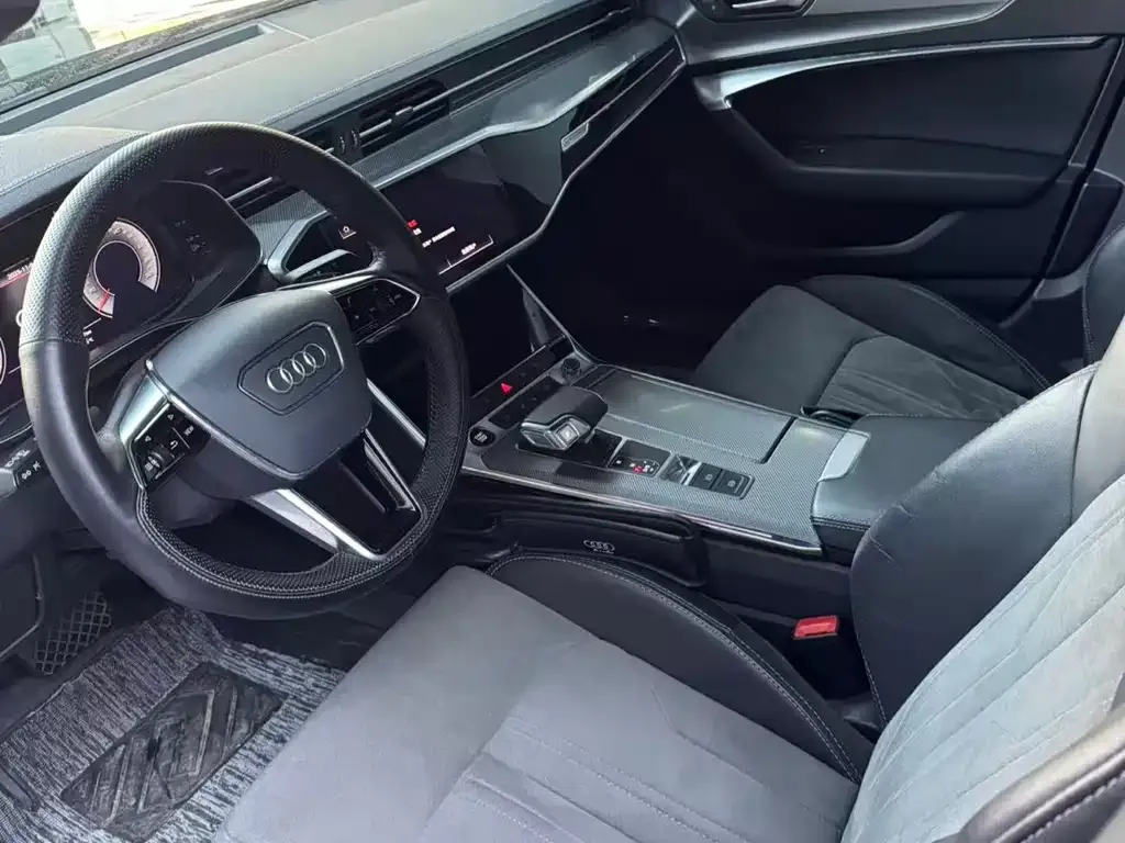 Audi A6L 2021 из CN, фото 4